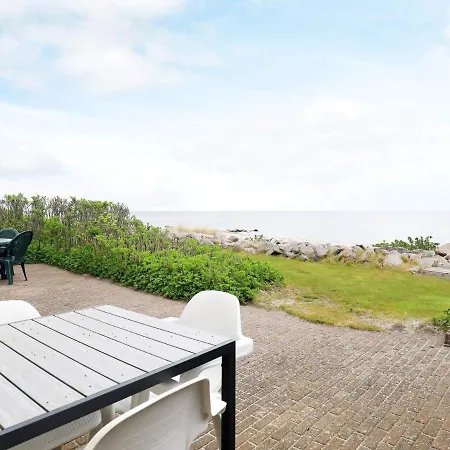 Holiday home Magical In Near Sea With Barbecue